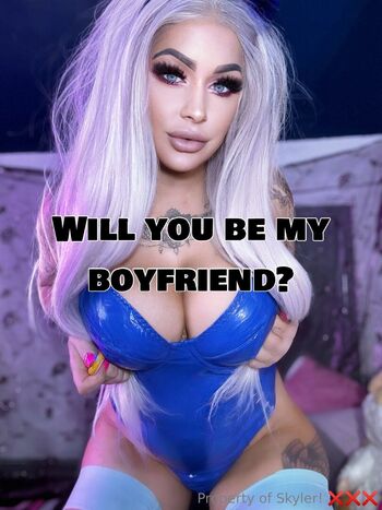 hot_mum_skyler