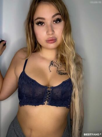 Hotpeachygirl