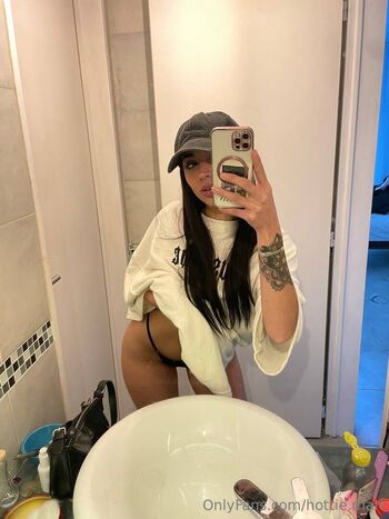hottie.mari Leaked Nude OnlyFans (Photo 7)