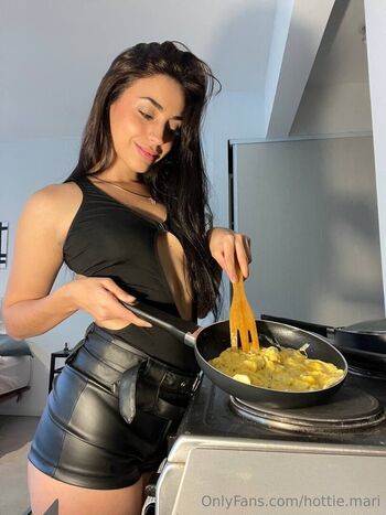 hottie.mari
