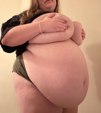 Housecow Leaked Nude OnlyFans (Photo 8)