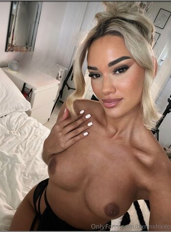 hxnnxhxxo Leaked Nude OnlyFans (Photo 29)