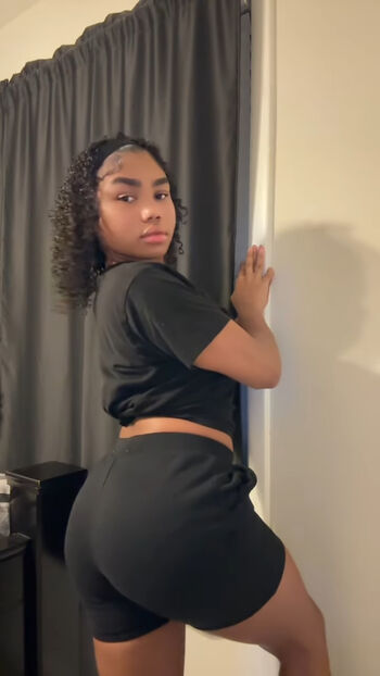 Iamjeminijael Leaked Nude OnlyFans (Photo 4)