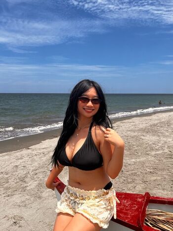 Icee Bariuad Leaked Nude OnlyFans (Photo 12)