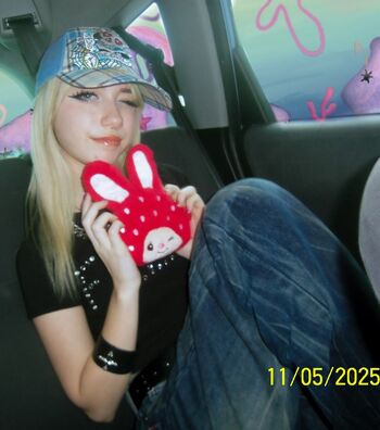 Iluvmeww Leaked Nude OnlyFans (Photo 317)