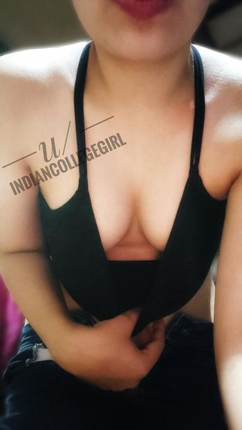 Indiancollegegirl Leaked Nude OnlyFans (Photo 22)