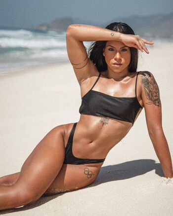 Ingrid Oliveira