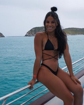 Ingrid Oliveira