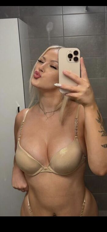 Inka Ulmanen Leaked Nude OnlyFans (Photo 4)