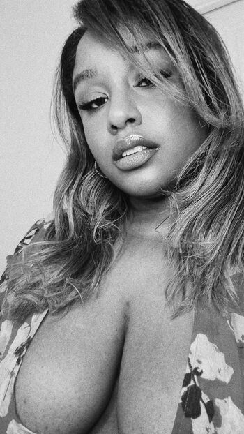Inyourmindalways Leaked Nude OnlyFans (Photo 4)