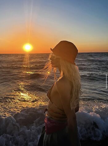 Irem Dalbasti Leaked Nude OnlyFans (Photo 21)