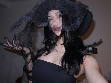 Isabel Ren Leaked Nude OnlyFans (Photo 6)