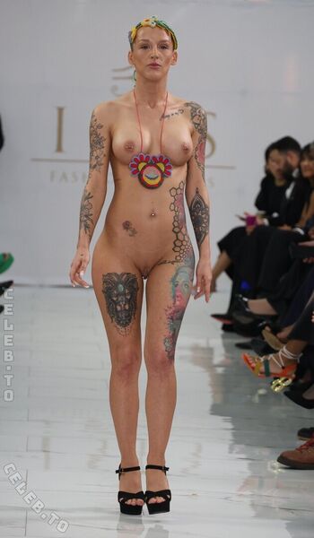Isis Fashion Award Leaked Nude OnlyFans (Photo 1)