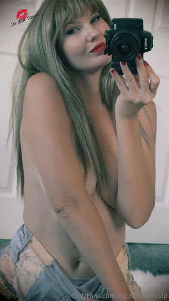 ItsJustblondie Leaked Nude OnlyFans (Photo 18)