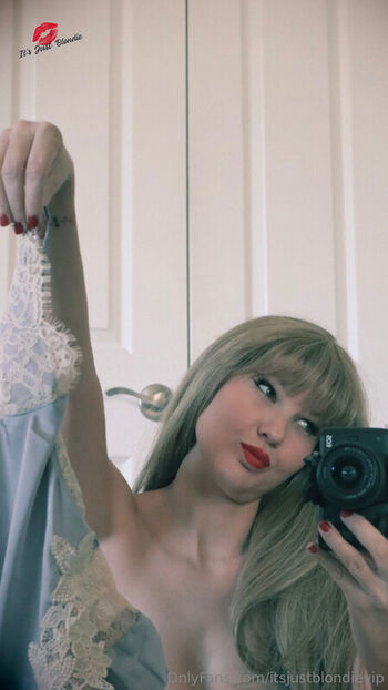 ItsJustblondie Leaked Nude OnlyFans (Photo 22)