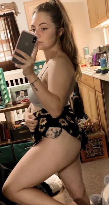 itsleviosa_934 Leaked Nude OnlyFans (Photo 13)