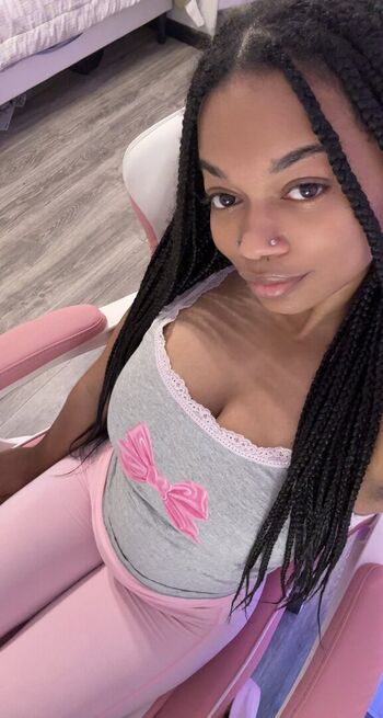 Itzmelanin Leaked Nude OnlyFans (Photo 2)