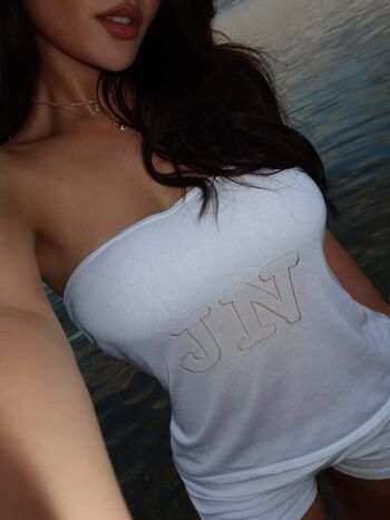 Ivana Alawi Leaked Nude OnlyFans (Photo 16)