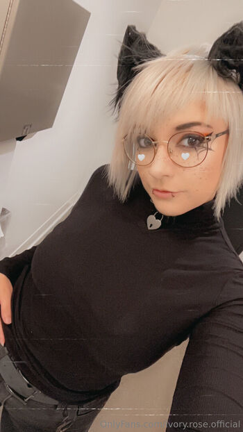 ivory.rose.official Leaked Nude OnlyFans (Photo 25)