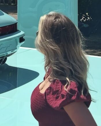 Izzy Hammond Leaked Nude OnlyFans (Photo 3)