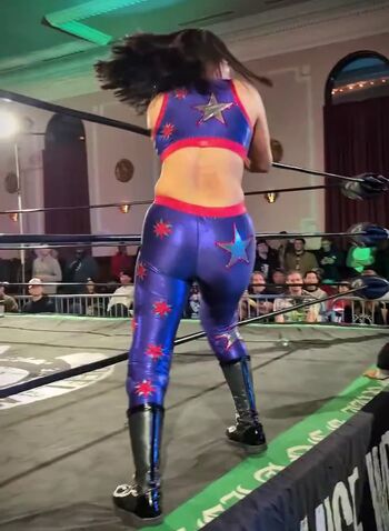 Izzy Moreno / ItsIzzyMania Leaked Nude OnlyFans (Photo 3)