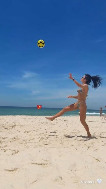 Jade Picon