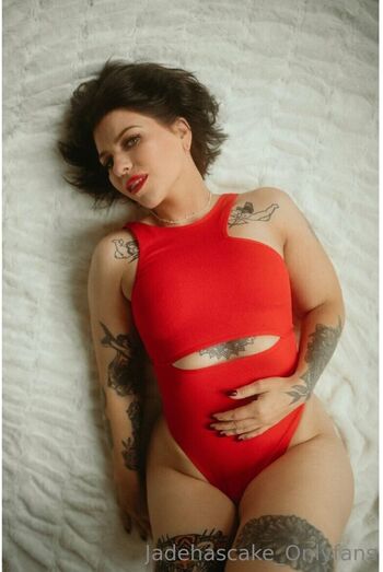 jadehascake Leaked Nude OnlyFans (Photo 12)