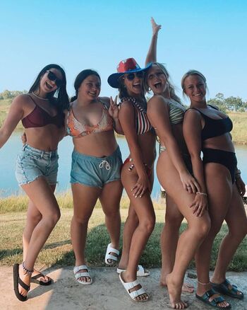 jadewellz Leaked Nude OnlyFans (Photo 2)