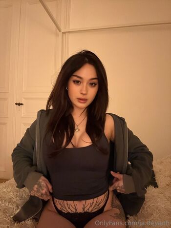 JadeyAnh Leaked Nude OnlyFans (Photo 13)