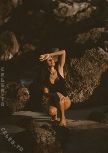 Jana Azizi Leaked Nude OnlyFans (Photo 120)