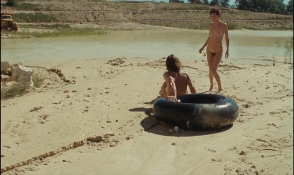 Jane Birkin Leaked Nude OnlyFans (Photo 3)