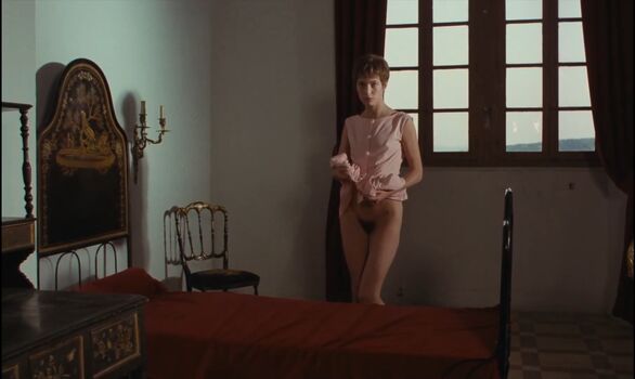 Jane Birkin Leaked Nude OnlyFans (Photo 4)