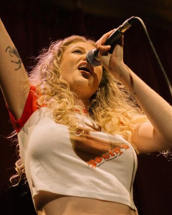 Janet Devlin Leaked Nude OnlyFans (Photo 125)