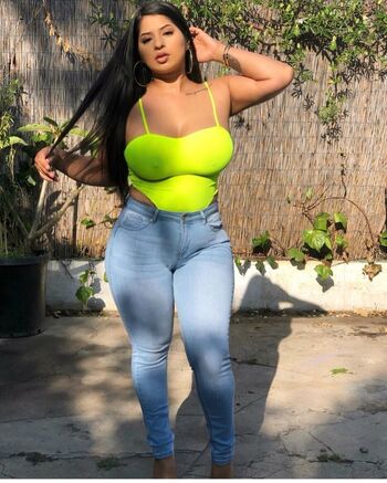 Janet Jae / _ogirlace_ / janetjadelive Leaked Nude OnlyFans - ShemaleLeaks!