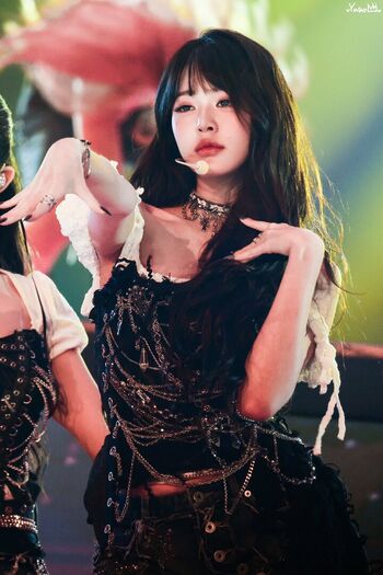 Jang Won-young
