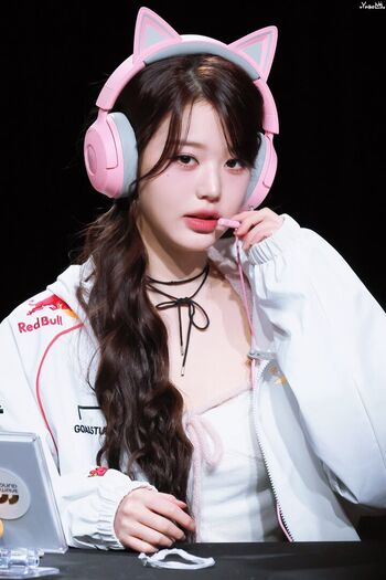 Jang Won-young