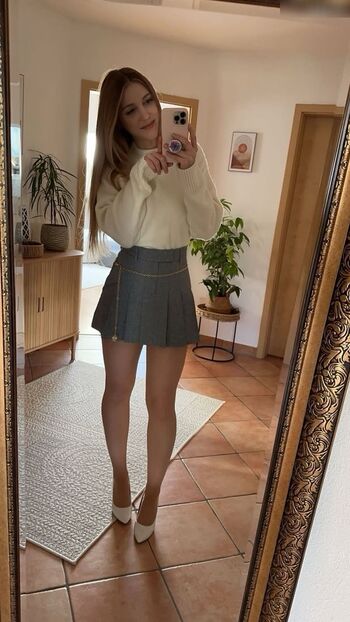 Jani Leaked Nude OnlyFans (Photo 3)