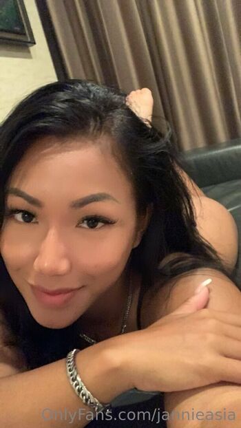 jannieasia Leaked Nude OnlyFans (Photo 35)