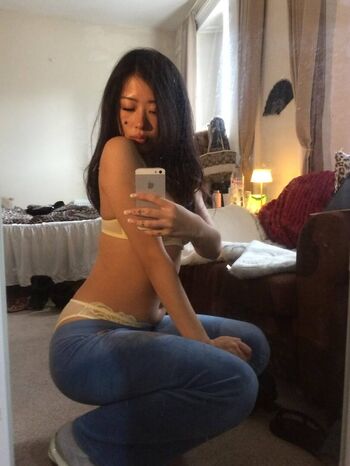 jassmiris Leaked Nude OnlyFans (Photo 4)