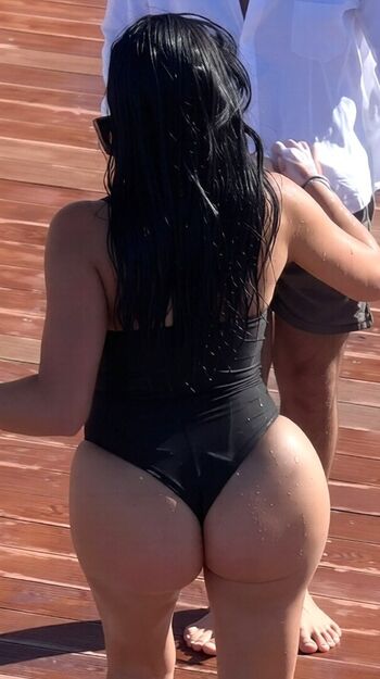 jazzjennings_ Leaked Nude OnlyFans (Photo 2)