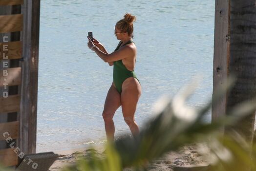Jennifer Lopez