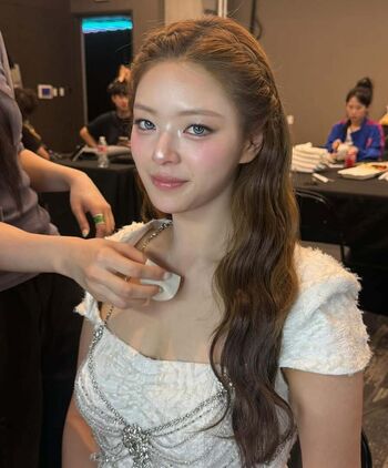 Jeongyeon Leaked Nude OnlyFans (Photo 1)