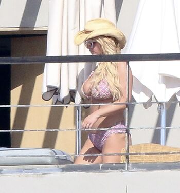 Jessica Simpson