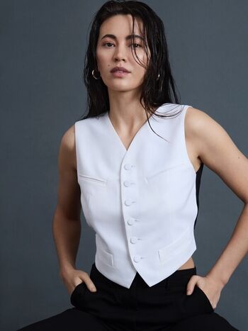 Jessica Yu Li Henwick