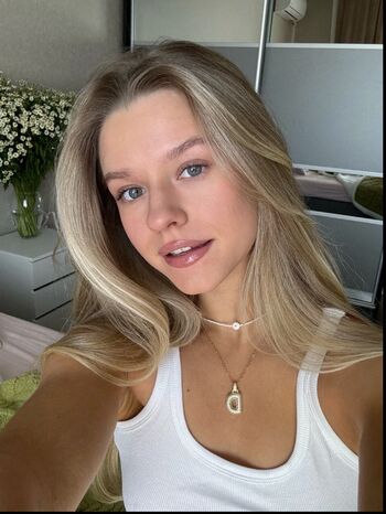 JessIsLove Leaked Nude OnlyFans (Photo 4)