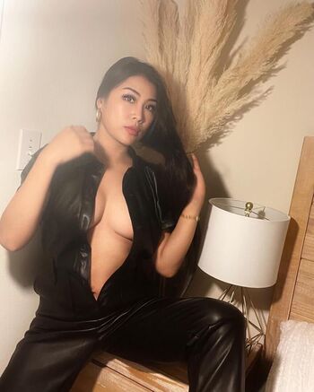Jiaoying Leaked Nude OnlyFans (Photo 19)