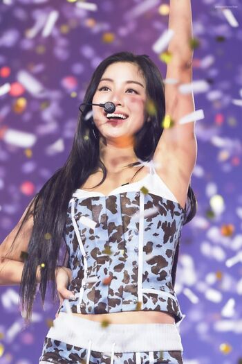 Jihyo Leaked Nude OnlyFans (Photo 43)