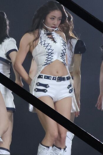 Jihyo Leaked Nude OnlyFans (Photo 46)