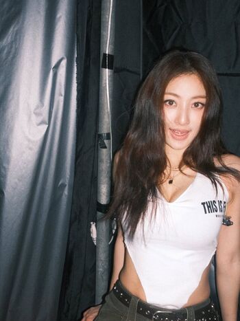 Jihyo Leaked Nude OnlyFans (Photo 73)