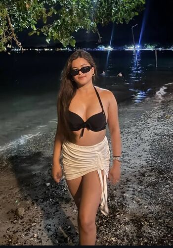 Jodelyn Leaked Nude OnlyFans (Photo 2)
